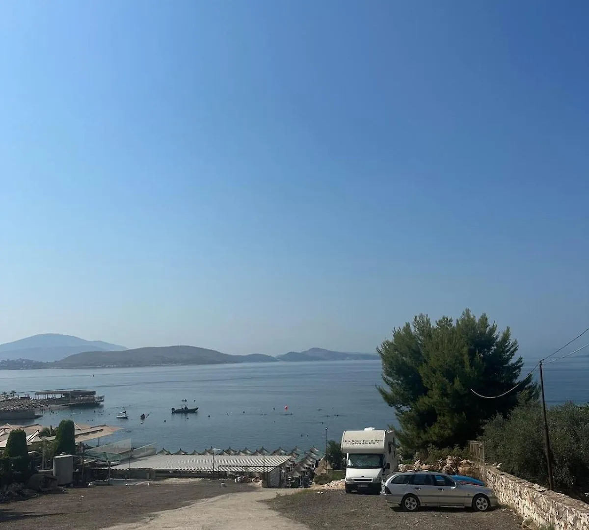 J&P Apartments Saranda アルバニア